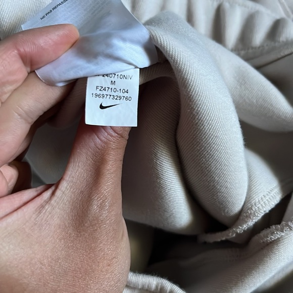 100% authentic nike tech pant joggers size Men’s Medium bundle. - Picture 10 of 15